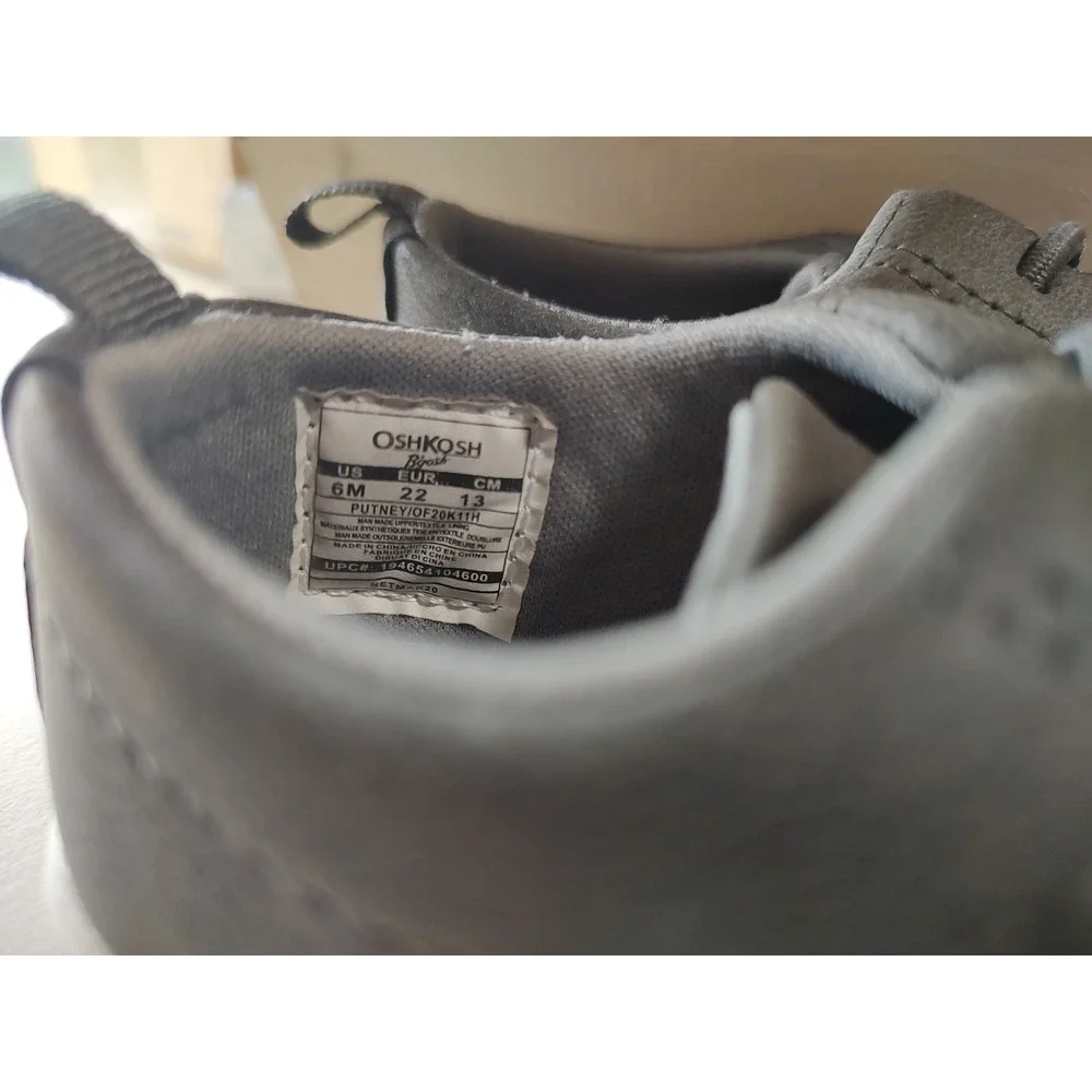 OshKosh Bgosh Putney Gray Faux Leather Toddler‎ Sneakers Size 6M OF20K11H